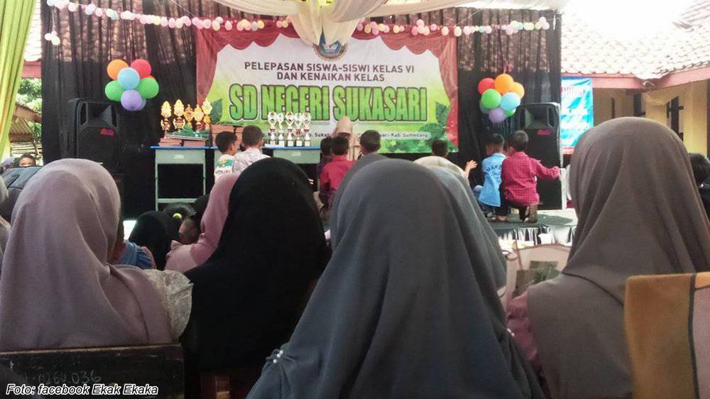 Pelepasan siswa SD Negeri Sukasari