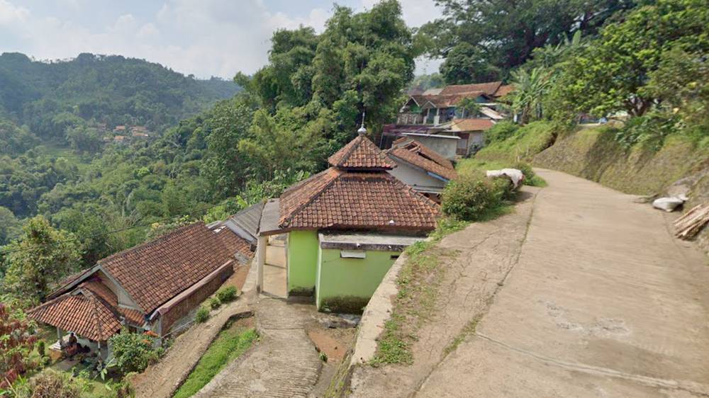 Pemukiman Kampung Ciraja I Desa Mekar Rahayu