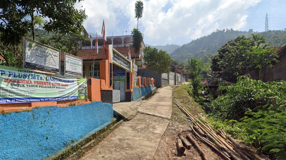 Kampung Cisurupan Desa Sawahdadap