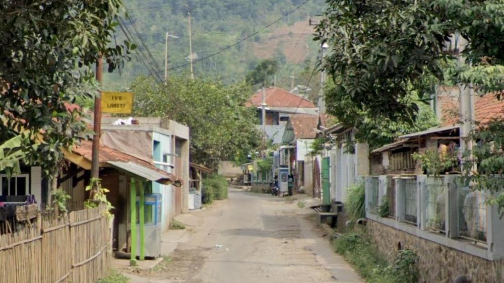 Pemukiman penduduk Kampung Cikandang Desa Raharja