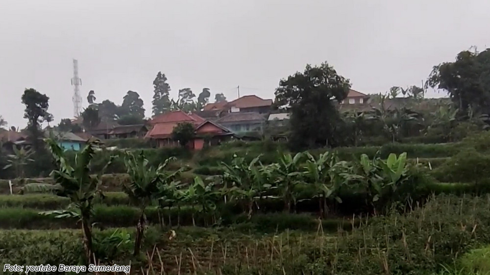 Pemukiman Kampung Pasirgadog Desa Genteng