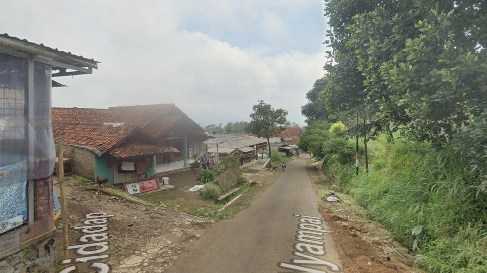 Pemukiman Kampung Lamajang Desa Sukawangi