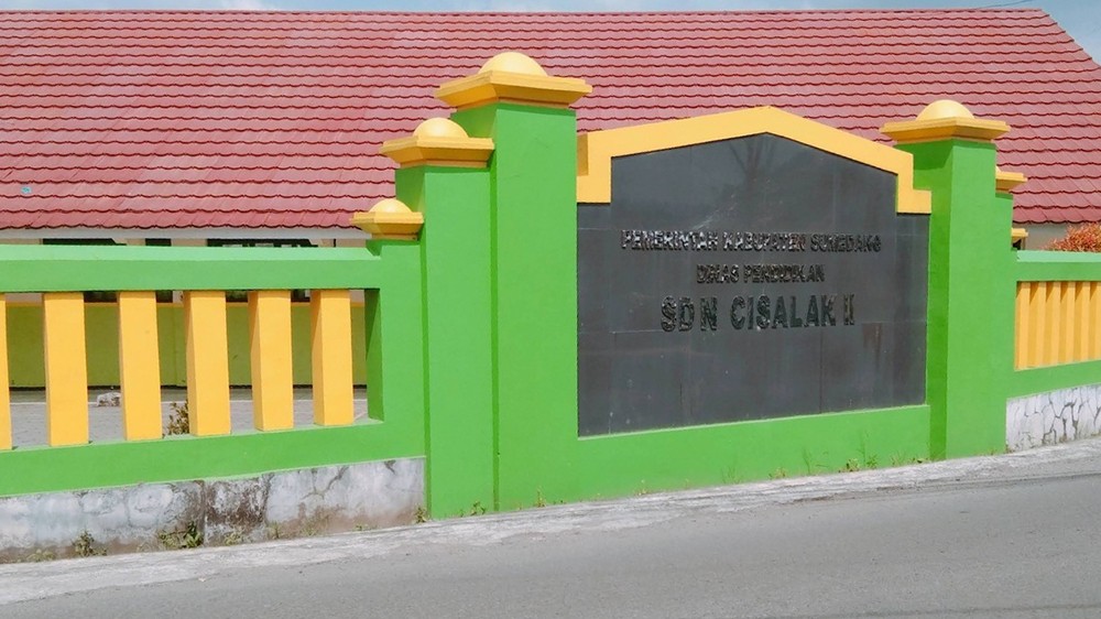 Papan nama SD Negeri Cisalak II Kecamatan Cisarua