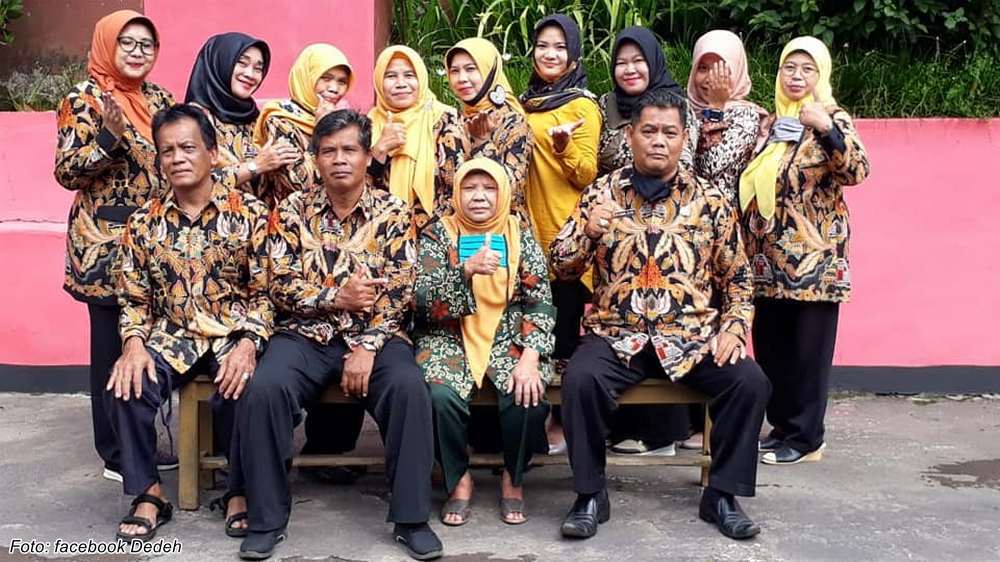 Pengajar di SD Negeri Cilimbangan Kecamatan Cimalaka