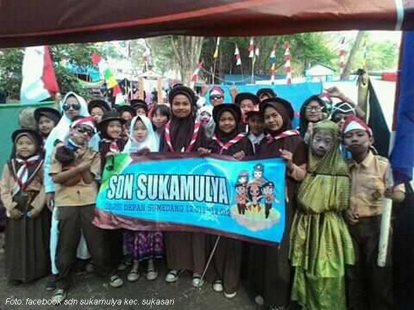 Kegiatan pramuka SD Negeri Sukamulya Sukasari