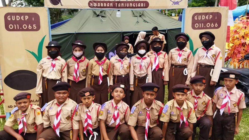 Pramuka di SD Negeri Cileutik Kecamatan Tanjungsari