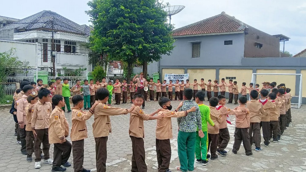 Kegiatan Pramuka MIS Assalam