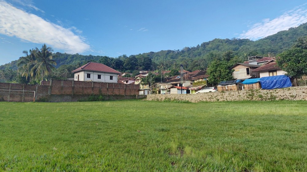 Kampung Babakan Peundeuy di Desa Baginda