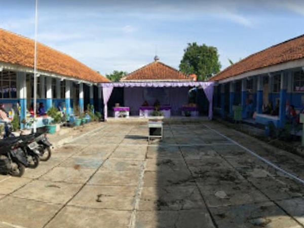 Bangunan sekolah SD Negeri Pakemitan II