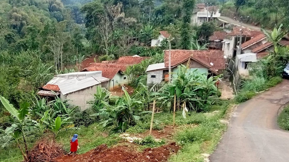 Pemukiman Kampung Dangdeur Desa Cigendel