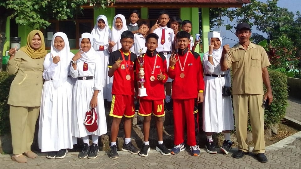 Sebagian siswa SD Negeri Boros Tanjungkerta