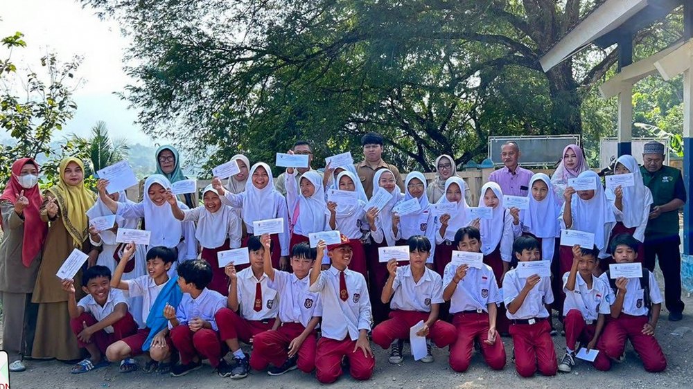 Sebagian siswa SD Negeri Cisalak IV Kecamatan Cisarua