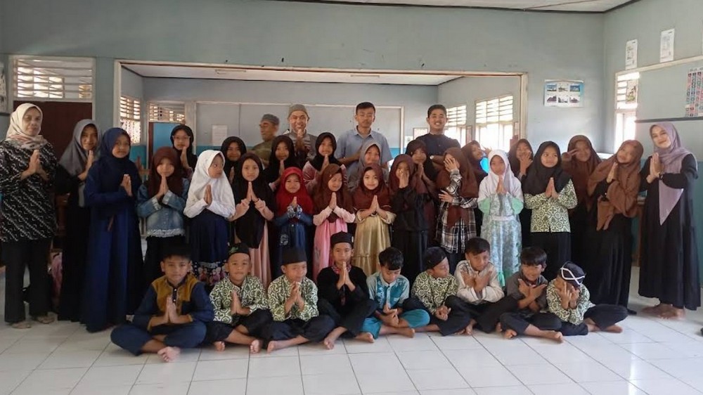 Sebagian siswa SD Negeri Babakan Sumedang Selatan