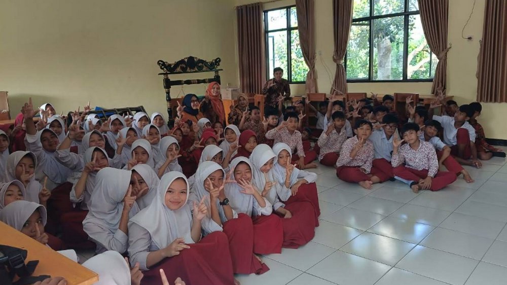 Kegiatan kelas SD Negeri Cikahuripan Kecamatan Cimanggung