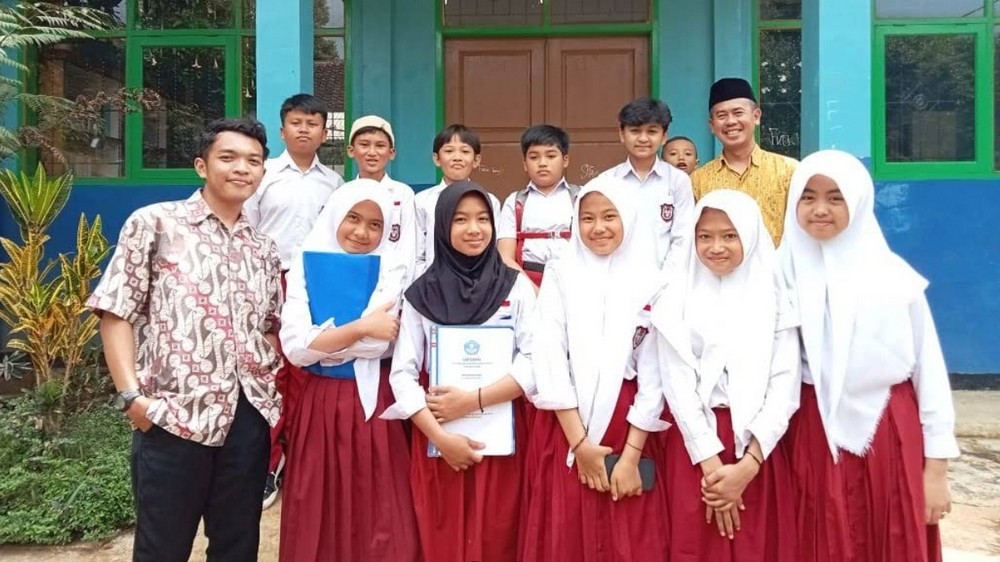 Sebagian siswa SD Negeri Leuwiliang Kecamatan Cimanggung