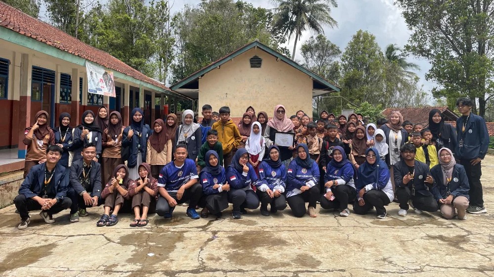 Sebagian siswa SD Negeri Cupuwangi Kecamatan Rancakalong