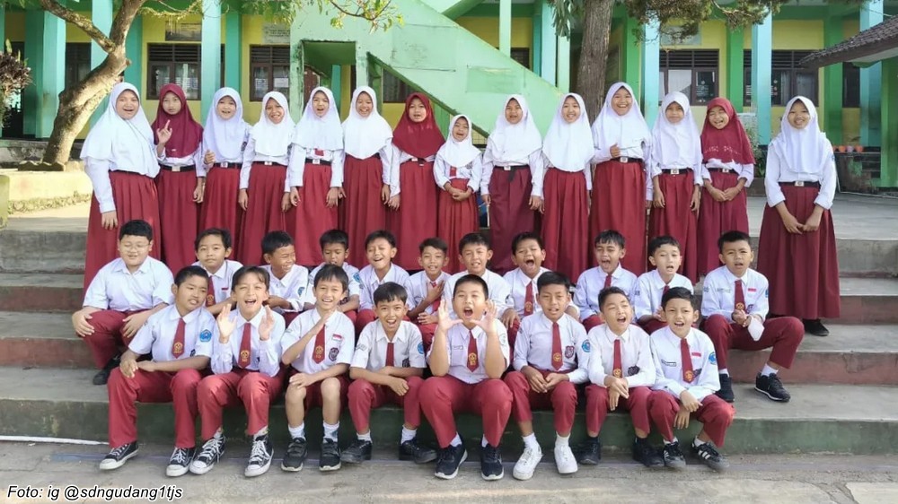 Sebagian siswa SD Negeri Gudang I Kecamatan Tanjungsari
