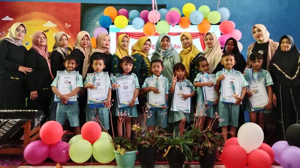 Sebagian siswa TK Mekar Mandiri