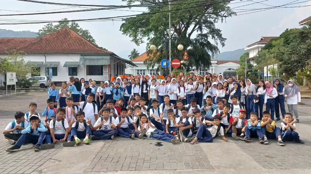 Sebagian siswa SD Negeri Cipameungpeuk Sumedang Selatan