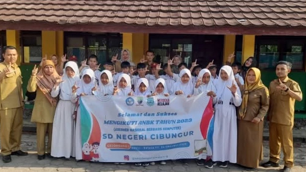Sebagian siswa di SD Negeri Cibungur Kecamatan Rancakalong