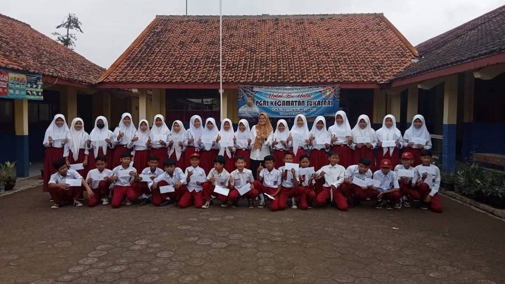 Sebagian siswa SD Negeri Sukasari