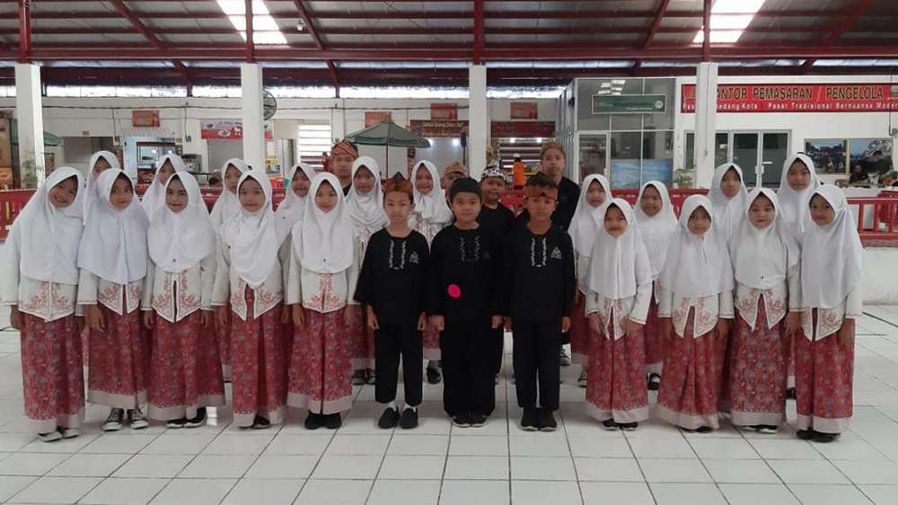 Sebagian siswa SD Negeri Sindangraja Sumedang Utara