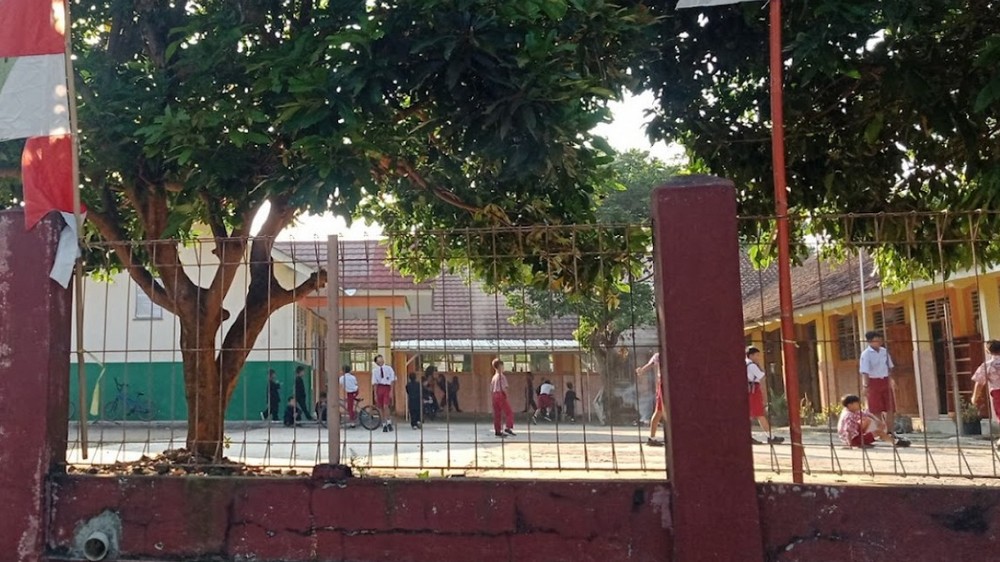 Suasana sekolah SD Negeri Buahdua I