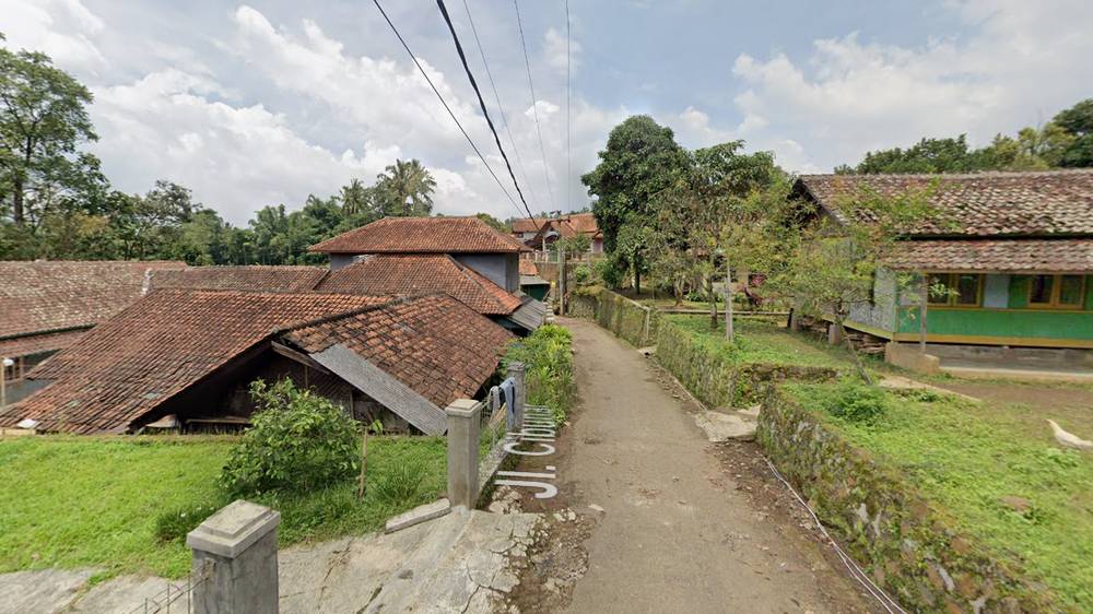 Pemukiman Kampung Sukabirus Desa Cibunar