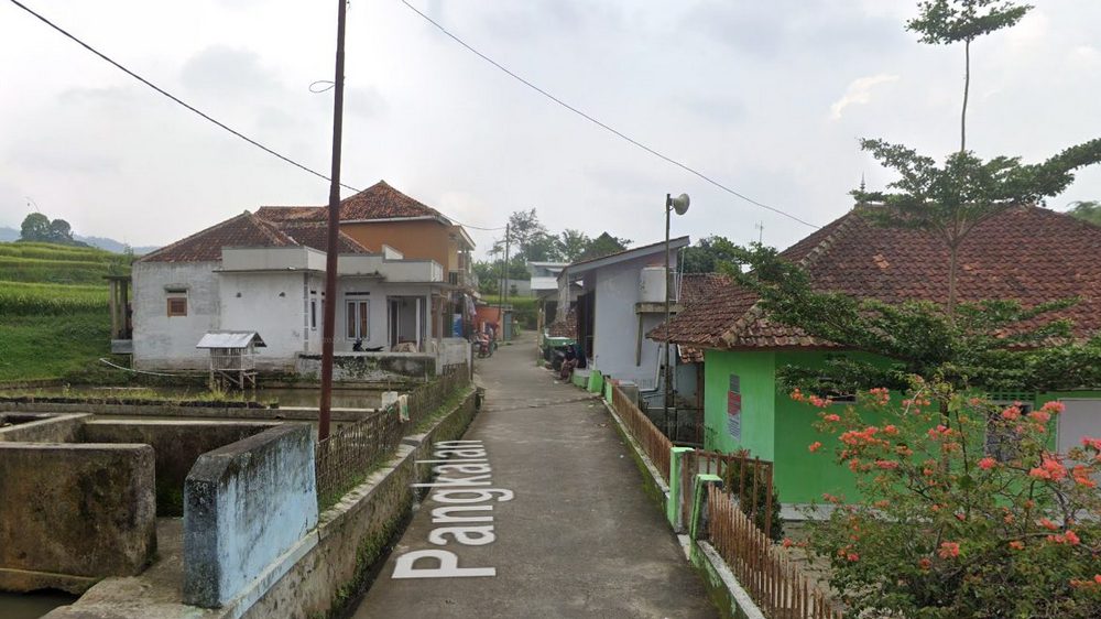 Kampung Sukamulya Desa Cibeureum Wetan