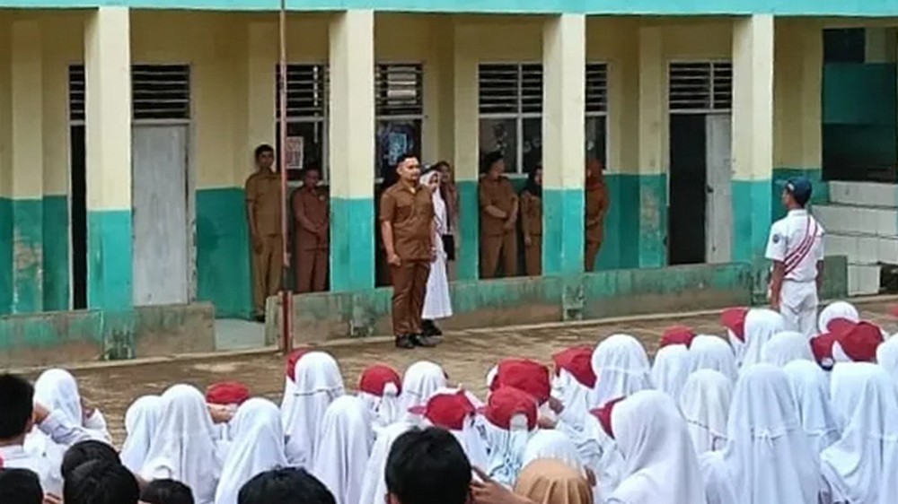 Kegiatan upacara SD Negeri Margamulya Cibugel