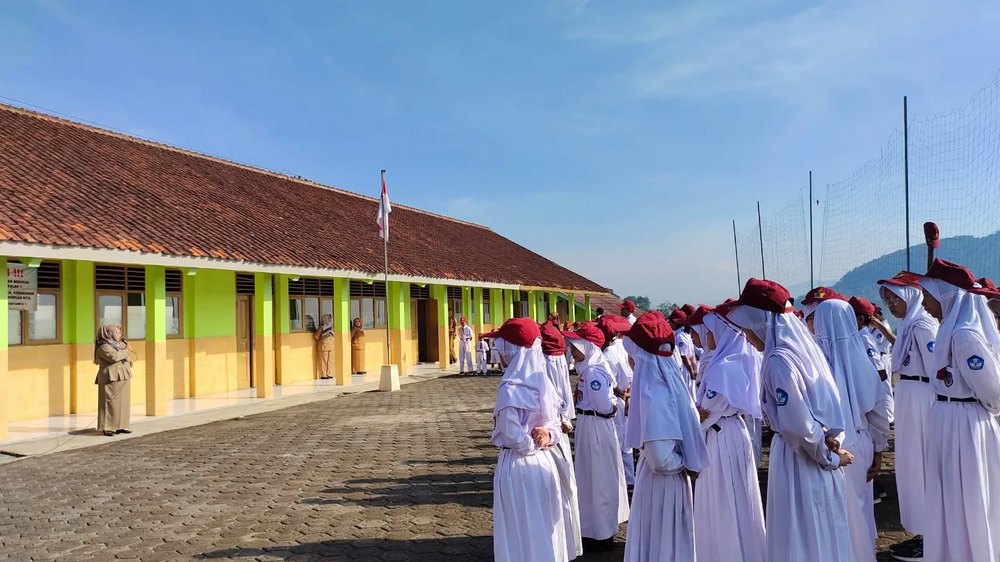 Upacara bendera SD Negeri Citraresmi Sumedang Selatan